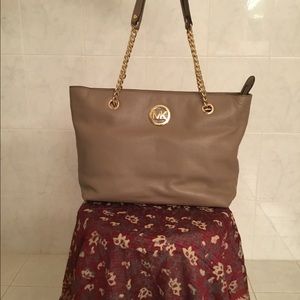 NEW Michael Kors leather shoulder bag